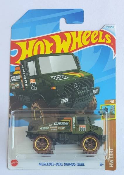 MERCEDES BENZ UNIMOG 1300L GREEN Hover